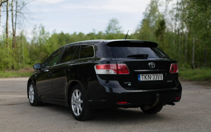 Toyota Avensis cena 22900 przebieg: 296000, rok produkcji 2010 z Kobyłka małe 352